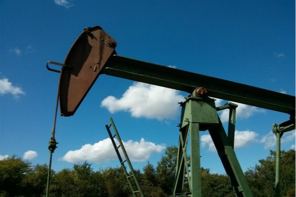 嘉盛国际原油期货价格创最大涨幅